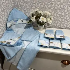 kit 8 Itens Higiene do Bebe Com Toalha De Banho Forrada com Capuz + Toalhas de ombro + Porta Chupeta