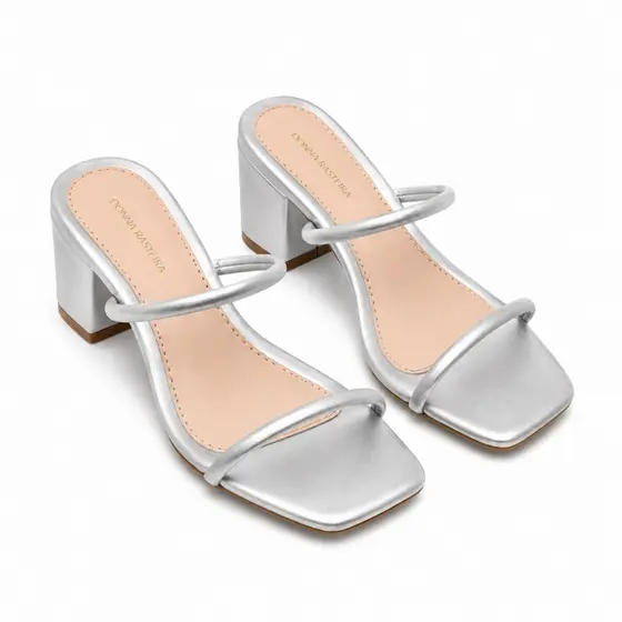 Sandália Feminina Salto Bloco 6,5cm Dourada Prata Bico Quadrado Tiras Finas Confortável Calce Fácil 061