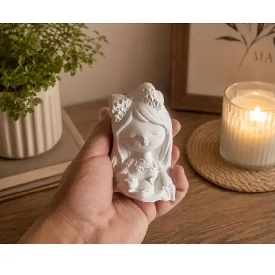 Vaso Decorativo Menina com gato 10cm em Gesso Cru | Cachepot para Suculenta Artificial e Plantinhas