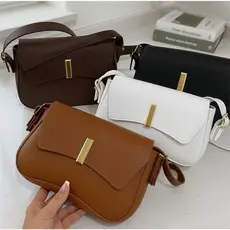 BOLSA FEMININA DE OMBRO TAMPA C/ METAL MODINHA PROMOÇÃO