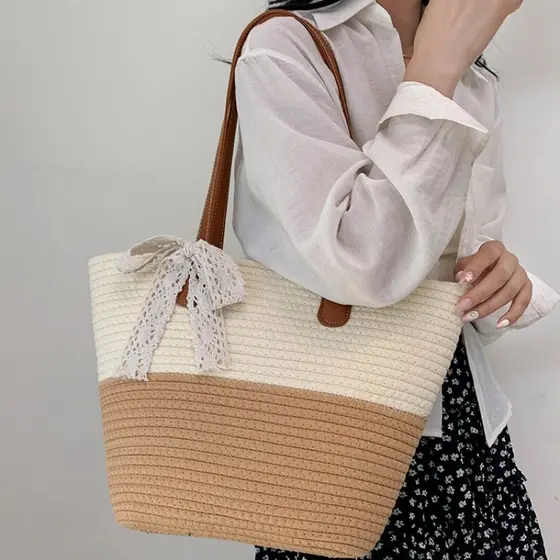 Bolsa de Praia de Palha Feminina Grande e Resistente Versátil Ideal para Praia Piscina ou Viagens Alta capacidade leve