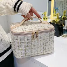 Bolsa Necessaire Tweed Feminina para Maquiagem com Zíper Para Viagem, Mochila, Alça em Courinho HH
