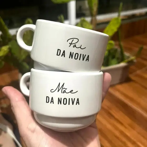 Modelo 2 | Kit Xícara Porcelana casamento Mãe da noiva, pai do noivo, Padrinhos, Minimalista 150ml