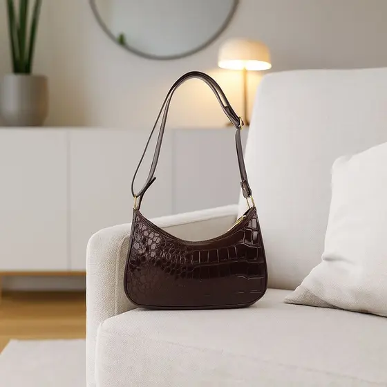 Bolsa Feminina Meia Lua Delicada Versátil Para Festas Dia Dos Namorados Ali Freitas