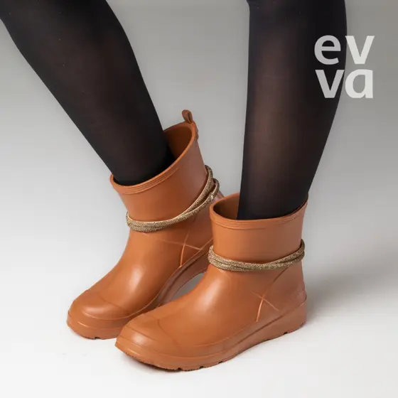 Bota Feminina Plataforma EVA Leve Impermeável Antiderrapante Confortável Moderna cano curto