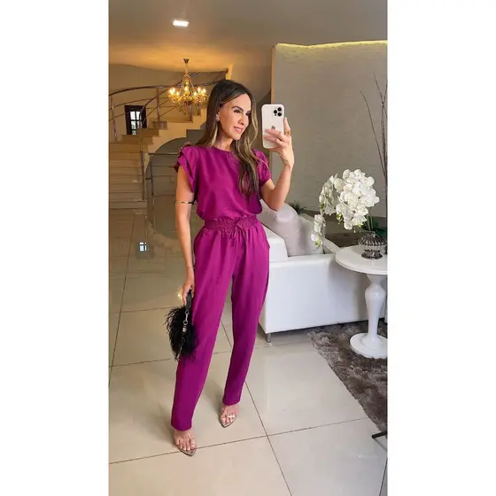 Conjunto Duna Feminino Manga Curta Com Babado Calça Com Elástico Elegante Pra Se Usar Em Diversas Ocasiões.