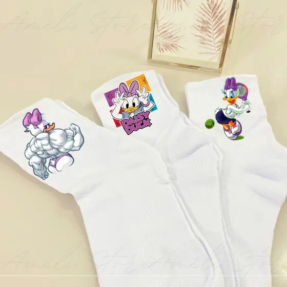Meia Personalizada Patinho Fitness | Kit 03 Pares de Meias Brancas Cano Alto | Estilo, Conforto e Diversão na Academia