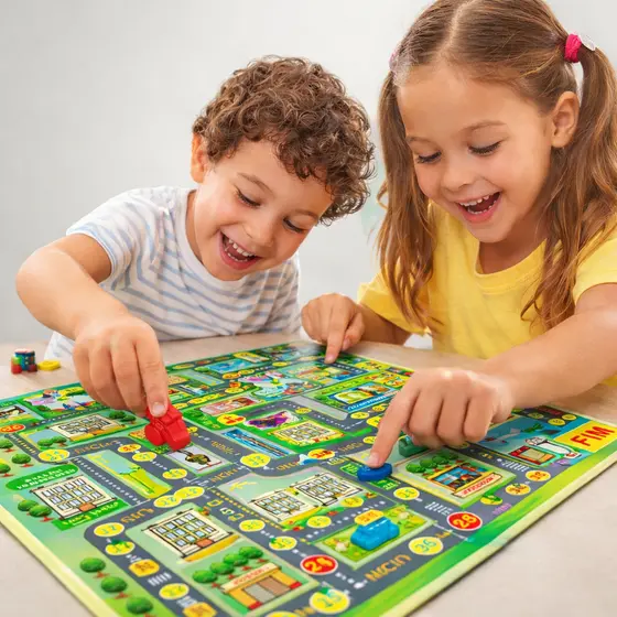 Jogo De Tabuleiro Clássico Estratégia Diversão Em Família