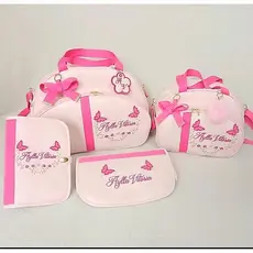Bolsas maternidade personalizadas com nome do bebê.