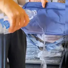 bolsa feminina transversal casual impermeável nylon tiracolo qualidade 30*22*12