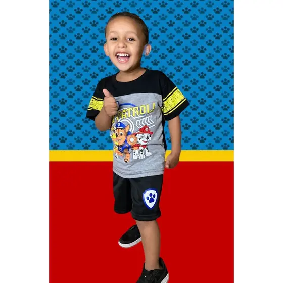 Conjunto infantil fantasia Menino e de Menina 2 a 12 anos