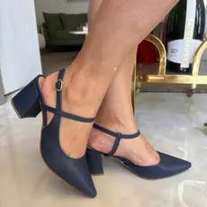 Scarpin Feminino Slingback Bico Fino Salto Médio Tiras Fivela Lateral Elegante SHOW SHOW
