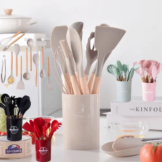 Kit 12 Peças Utensílios De Cozinha Colheres Espatula Silicone Cabo Madeira Decoração Livre BPA