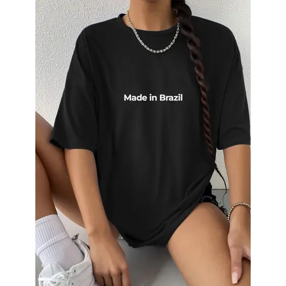 Camiseta T-shirt Preta Feminina Moda Blogueira Oversize Brasil Latina Brasileira Made in Brasil