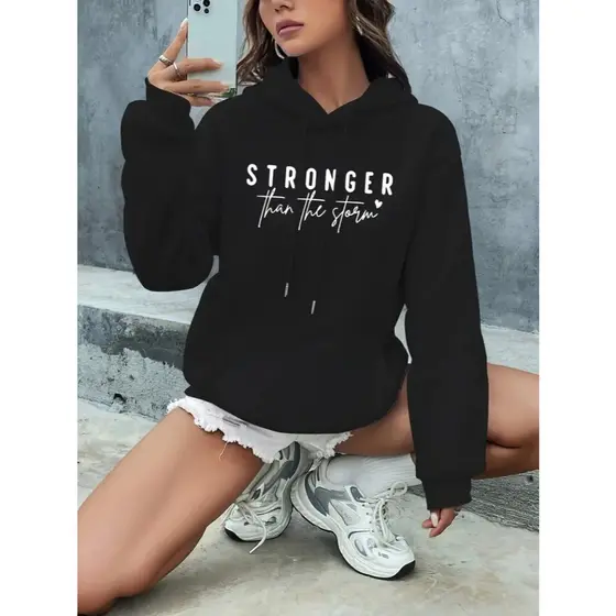 Moletom Unisex com Capuz e Estampa "STRONGER Than The Storm" - Aconchegante, Manga Longa Ombro Caído para Academia e Ati