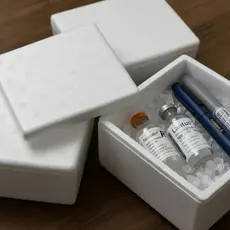 Caixa EPS 500g Térmica Branco c/ Tampa Alta Isolação Térmica ampolas, medicamentos, insulinas etc 15unids