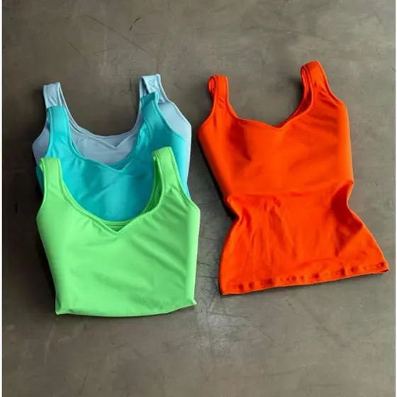 Blusa regata com bojo blusa bojo regata bojo modeladora em suplex com elastano regata alça