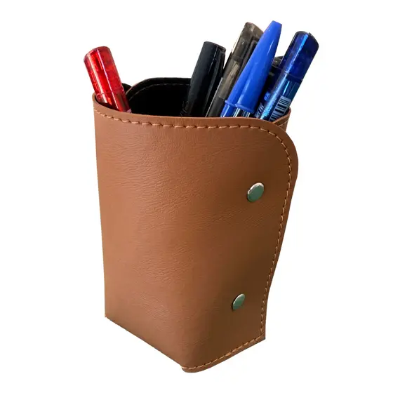 Porta Caneta em Couro Ecológico Caramelo