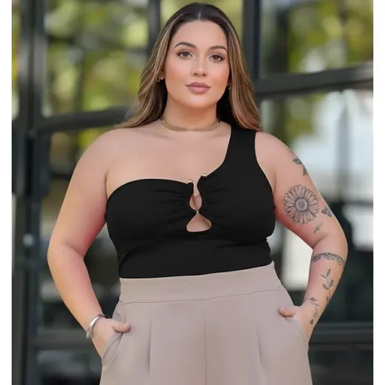 Blusa cropped feminina  mula manca GG suplex detalhe no busto