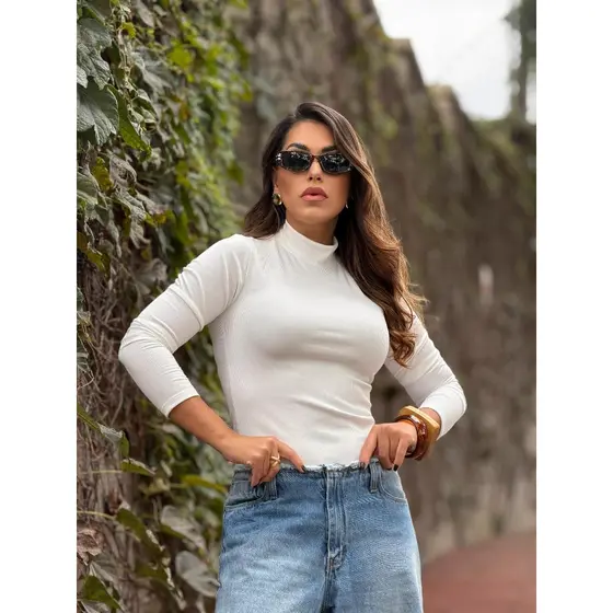 Blusa Ribana Gola Alta Feminina Manga Longa Peluciada Ajustada Segunda Pele Inverno Elegante Outono e Inverno
