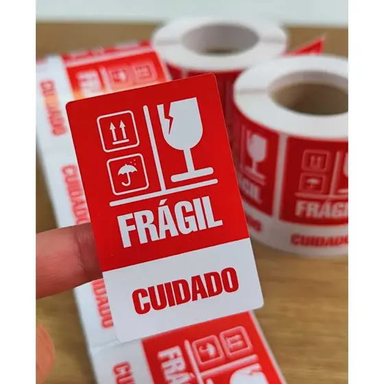 1000 Adesivo Cuidado Frágil 6x4cm Etiqueta Modelo Novo Ideal para Envios