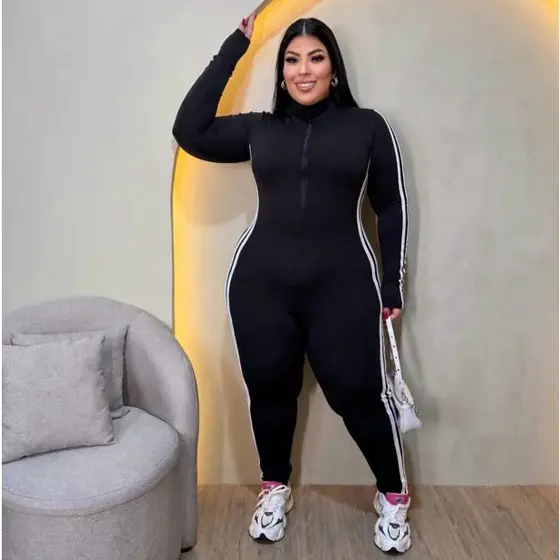 Macacão Feminino Plus Size Manga Longa com Zíper e Listras Laterais | Moda Casual Premium