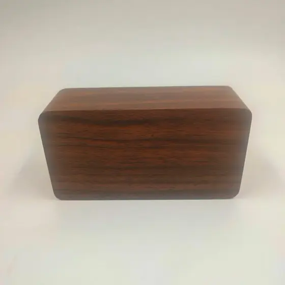 Relógio de Mesa Digital Estilo Madeira Marrom com Despertador – Display LED, Silencioso e Decorativo
