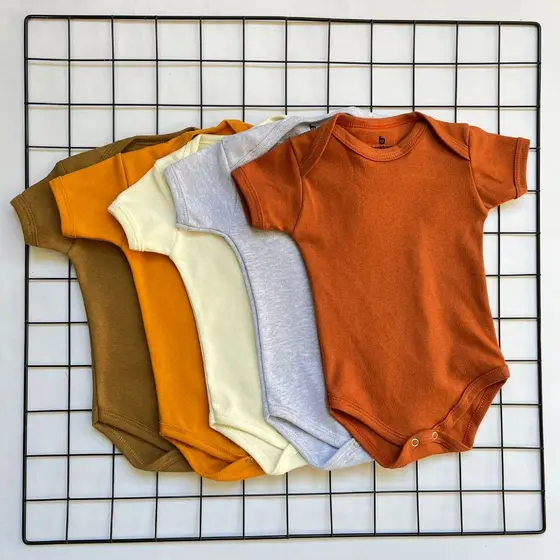 Kit Body Liso Bebê Neutro 5 Peças 100% Algodão.
