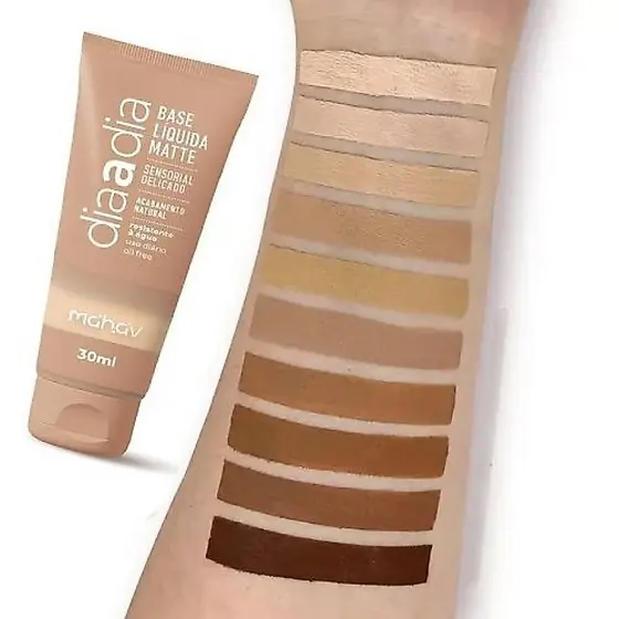 BASE LIQUIDA MATTE DIA A DIA MAHAV PALETA 01 AO 08.