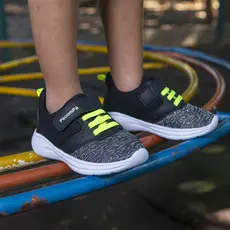 Tenis Infantil Menino Pe com Pe Preto/Branco Com Fechamento Pratico