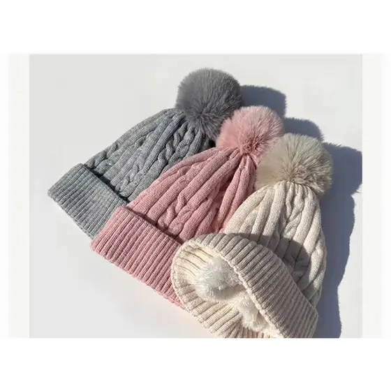 Gorro Touca Adulto Tricot Forrada Com Pompom Cores Diversas Pelúcia