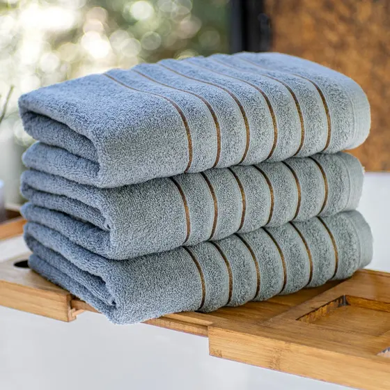 Toalha de Banho Super Macia 520g Grossa Alta Absorção Toque de Hotel Luxo 1,45x72