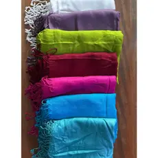 Echarpe lisa Pashmina com 7 opções de cores