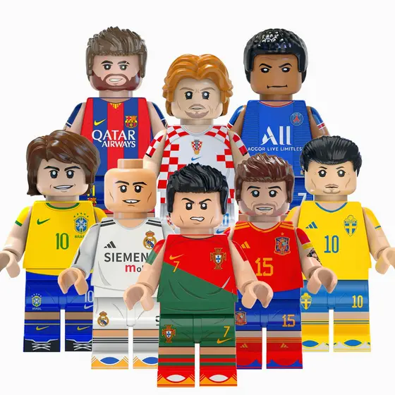 Famoso Jogador De Futebol Cristiano Ronaldo Kaka Idrahimovic Modric Ramos Mbappe Neymar Figuras Brinquedos