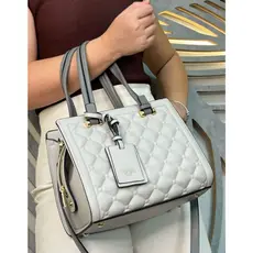 Bolsa Feminina Veryrio Couro Acolchoado Elegante Linda Espaçosa Alça de Ombro e Transversal Ideal