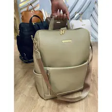 Mochila Feminina Bella Paula espaçosa reforçada alça grossa elegante notebook tablet trabalho dia a dia
