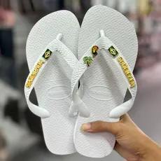 CHINELO HAVAIANAS TOP + PINGENTES - ORIGINAL