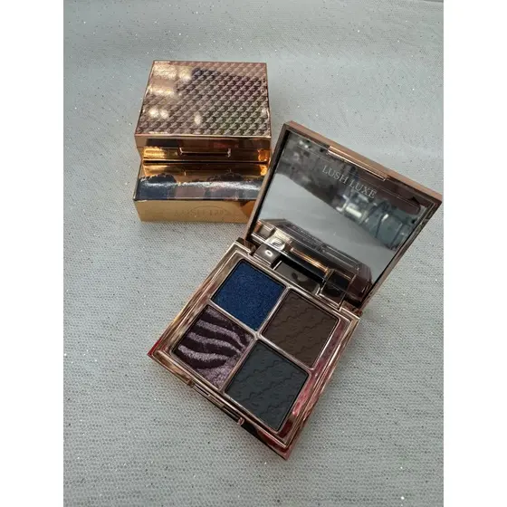 Paleta de Sombras 4 cores em 1