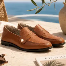 Mocassim Mara Feminino Vittal Couro Legítimo Duas Fivelas Confortável Espuma Calcanhar Elegante