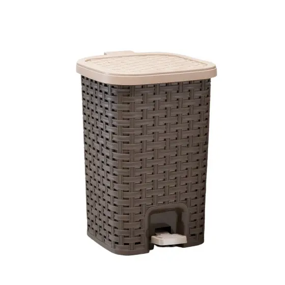 Lixeira 25L Com Pedal e Amortecedo na Tampa Grande com Cesto Interno com Alça Textura Rattan