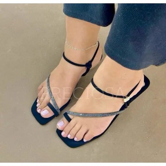 Oferta Sandália Feminina Rasteirinha Delicada de Strass Confortavel Casual