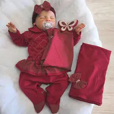 Saida de Maternidade Bebê Menina Borboleta Marsala com Naninha Malha 100% Algodão Tam. P