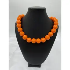 Colar de Bolas – Elegância que Nunca Sai de Moda
