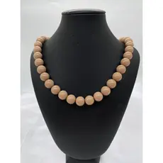 Colar de Bolas – Elegância que Nunca Sai de Moda