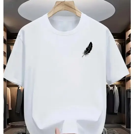 Camiseta Masculina com Estampa Geométrica de Penas - Preta, Gola Redonda Casual de Manga Curta