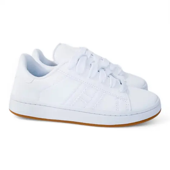 Tênis Feminino Casual: Conforto, Estilo e Versatilidade para o Dia a Dia