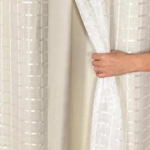 Cortina 4,00 x 2,80m Voil Xadrez C/ Forro Microfibra Para Sala Ou Quarto