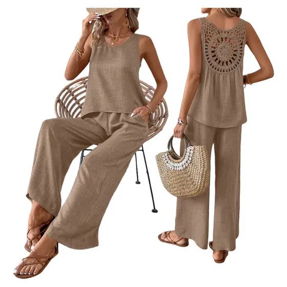 Conjunto Feminino Casual com Regata Vazado e Calça Pantalona de Cintura Alta