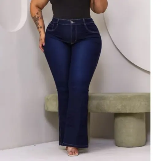 Calça jeans Feminina Plus Size Flare C/ Elastano Premium Cintura Alta 46 ao 54 Escura