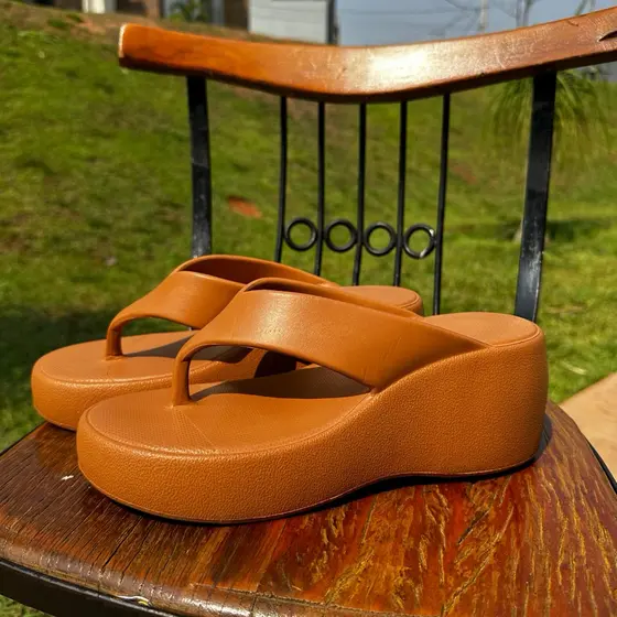 Tamanco Feminino Flatform Confortável